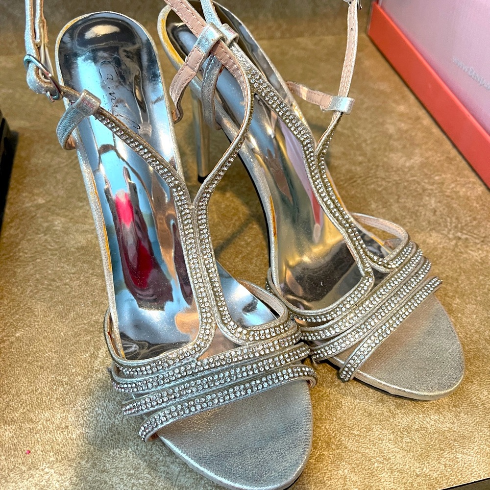 Camille La Vie, silver high heel shoes. Size 8